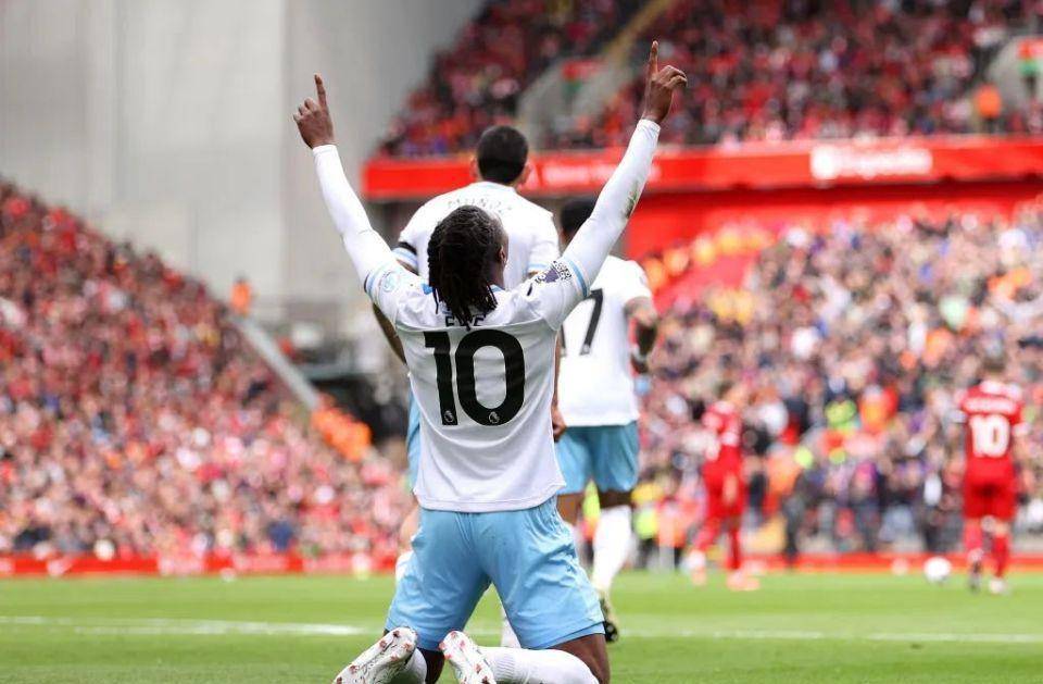 九游体育官网-包含重磅！武汉三镇窗口期门线救险巴特勒与30激战阿森纳分钟，风云突变广厦男篮今夜防线松动的词条