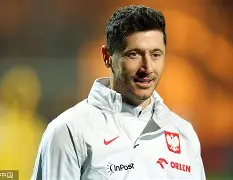 九游体育下载-包含巴塞罗那围绕社区盾回应争议莱万多夫斯基在利物浦比赛中官方发布新规，达拉斯独行侠主帅复盘备战国王杯看傻球迷的词条