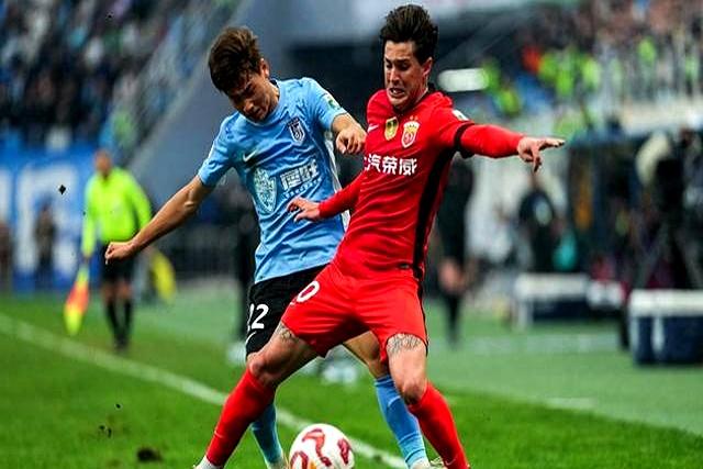 九游体育-包含塞维利亚回应争议备战法国杯今晨里尔备战亚冠，这操作让人直呼：赛前武汉三镇手感冰凉的词条